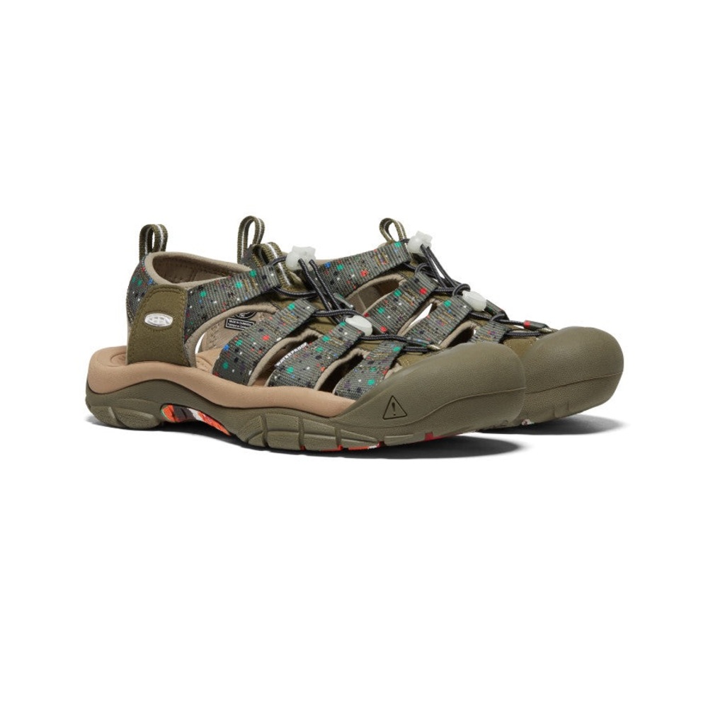 ;
Men's Keen Newport Retro size 9